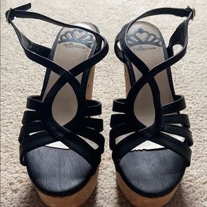 Black Wedges